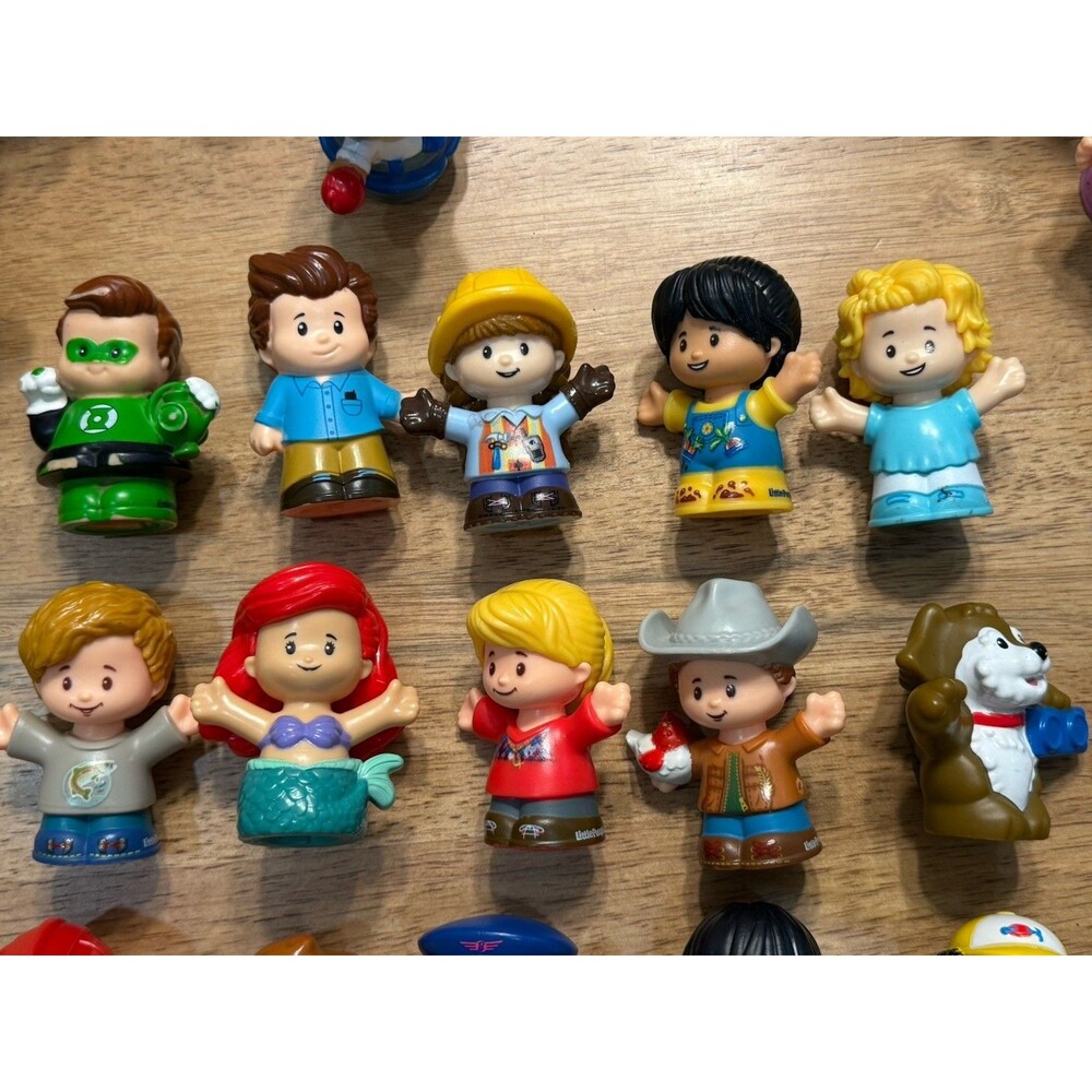 Fisher-Price Little People Lot Of 37 Figures Girls Boys Animals Car Princess - Picture 6 of 12